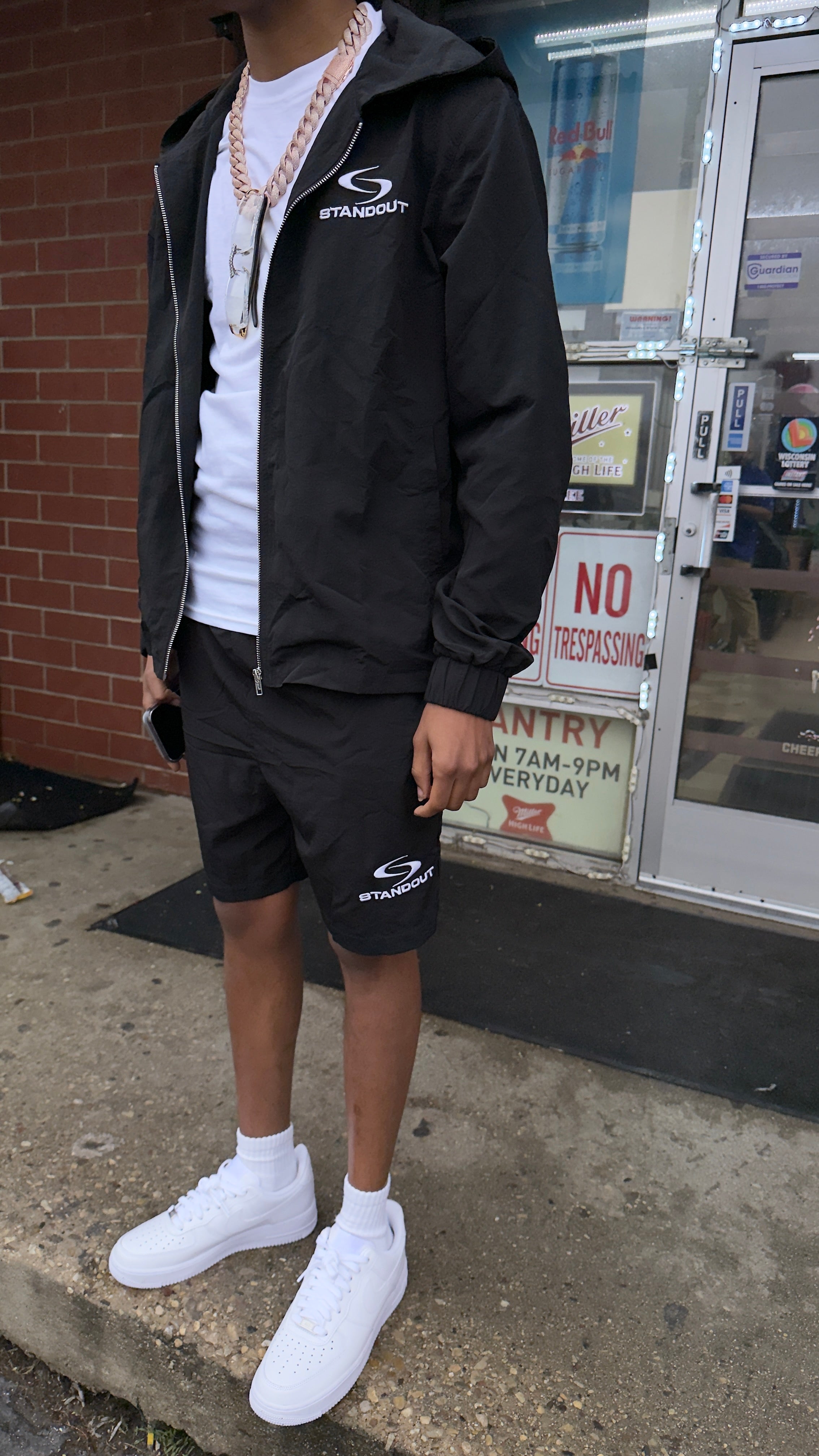 Black ESSENTIAL set